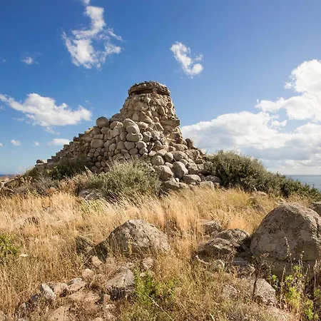 Casa Isotta Oda ve Kahvaltı Quartu SantʼElena