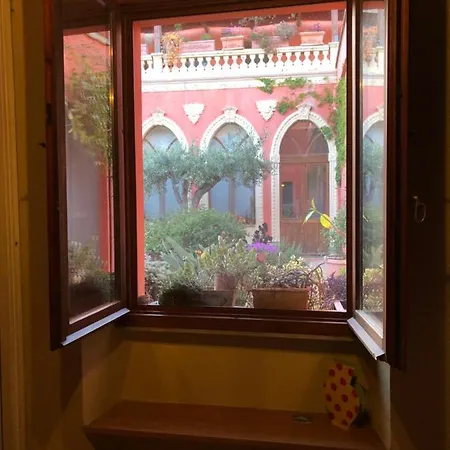Casa Isotta Nocleg ze śniadaniem