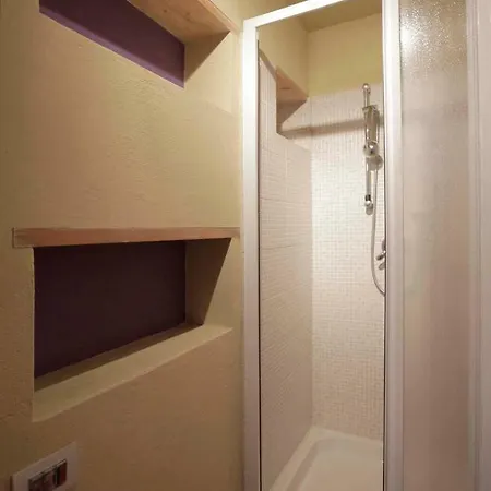 Casa Isotta Oda ve Kahvaltı Quartu SantʼElena